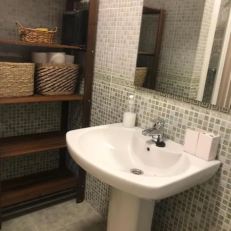 Chalet Con Jardin En Urbanizacion Con Piscina Cerca De * Sanxenxo