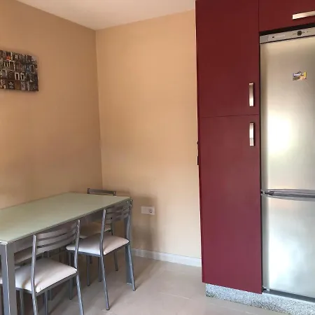 Chalet Con Jardin En Urbanizacion Con Piscina Cerca De * Sanxenxo