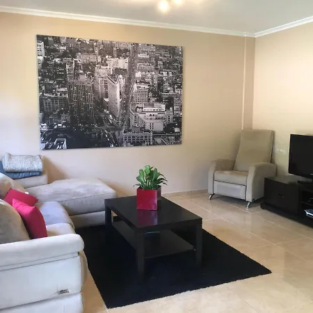 Appartement Chalet Con Jardin En Urbanizacion Con Piscina Cerca De Sanxenxo